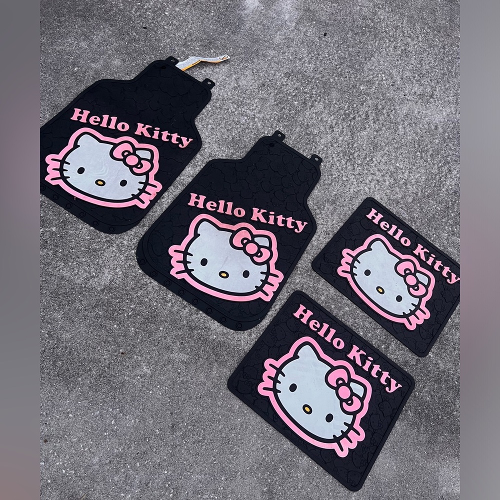 Hello Kitty Auto Floor Mats